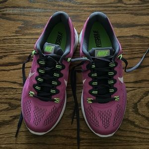 Nike Lunarglide 5 Size 8 Pink